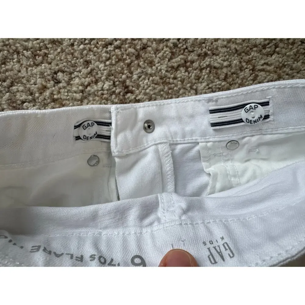 GIRLS GAP 70's Flared High Rise White Jeans, size Girls 6, Adjustable waist